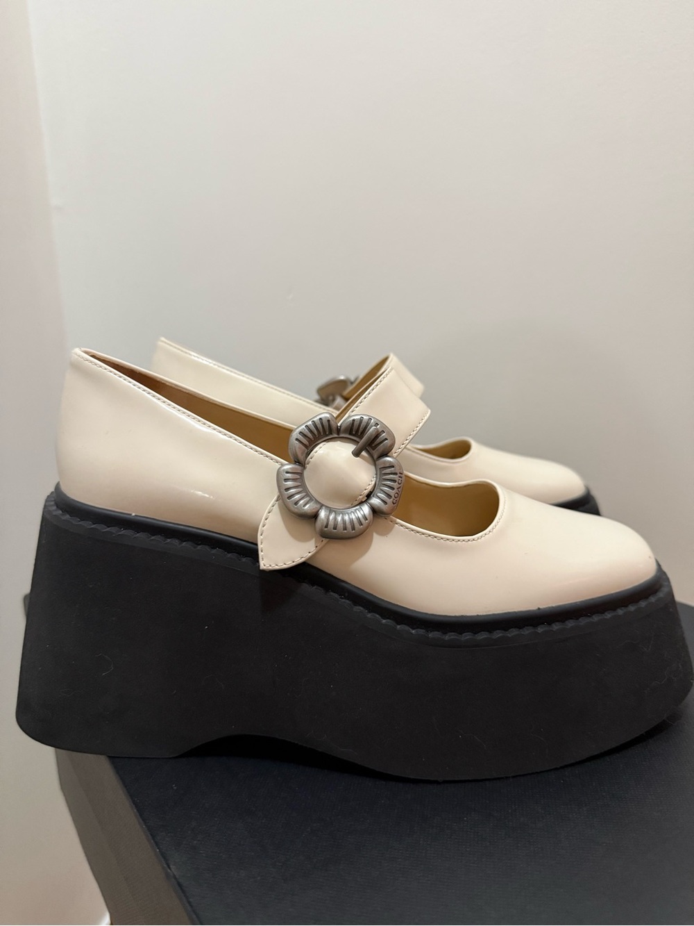 Authentic coach mary Jane’s - Picture 2 of 10